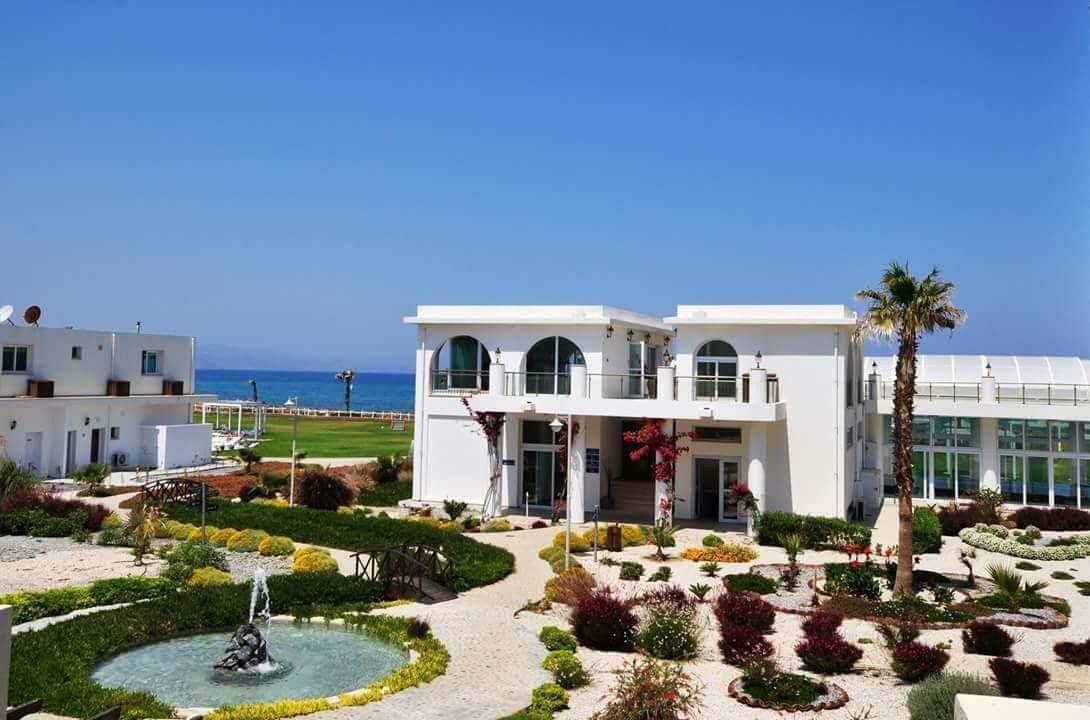 Aphrodite Beachfront Resort Ghaziveran Exterior photo